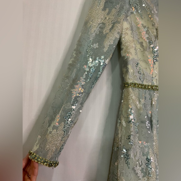 MAC DUGGAL Long Sleeve Sequin Gown - Picture 7 of 14